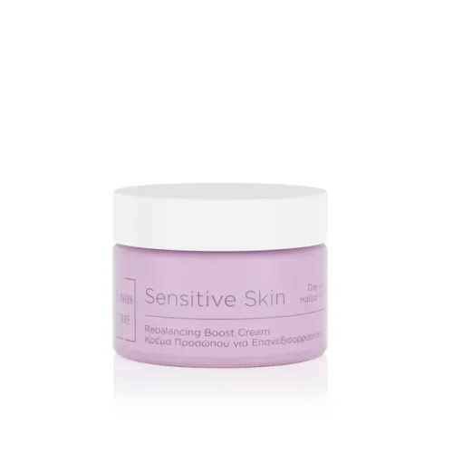 Lavish Care Sensitive Skin &Epsilon;&nu;&upsilon;&delta;&alpha;&tau;&iota;&kappa;ή &Kappa;&rho;έ&mu;&alpha; &Pi;&rho;&omicron;&sigma;ώ&pi;&omicron;&upsilon; &Eta;&mu;έ&rho;&alpha;&sigmaf; &gamma;&iota;&alpha; &Epsilon;&upsilon;&alpha;ί&sigma;&theta;&eta;&tau;&epsilon;&sigmaf; &Epsilon;&pi;&iota;&delta;&epsilon;&rho;&mu;ί&delta;&epsilon;&sigmaf; 50ml